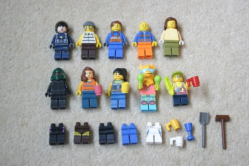Lego minifigures accessories - lego,