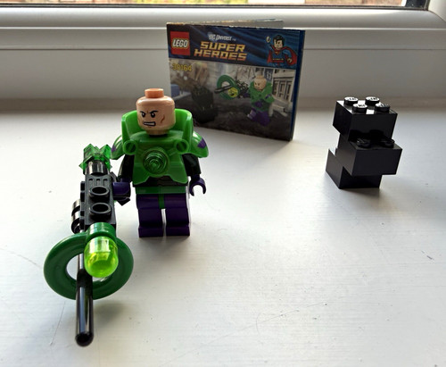 Lego universe super - lego,