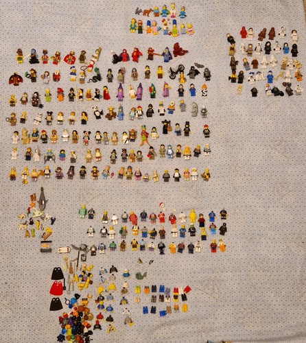 Lego minifigures huge bundle - minifigures,